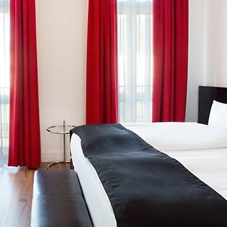 Otel Dormero Ku'damm 4*