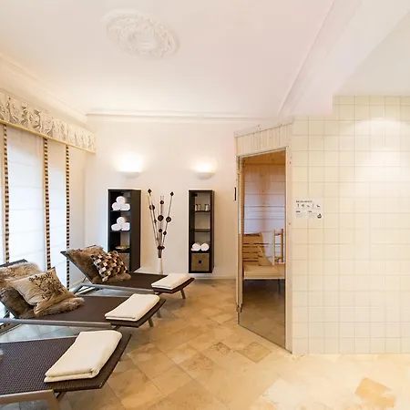 Dormero Ku'damm Otel 4*