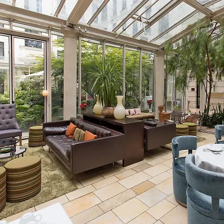 Otel Dormero Ku'damm 4*