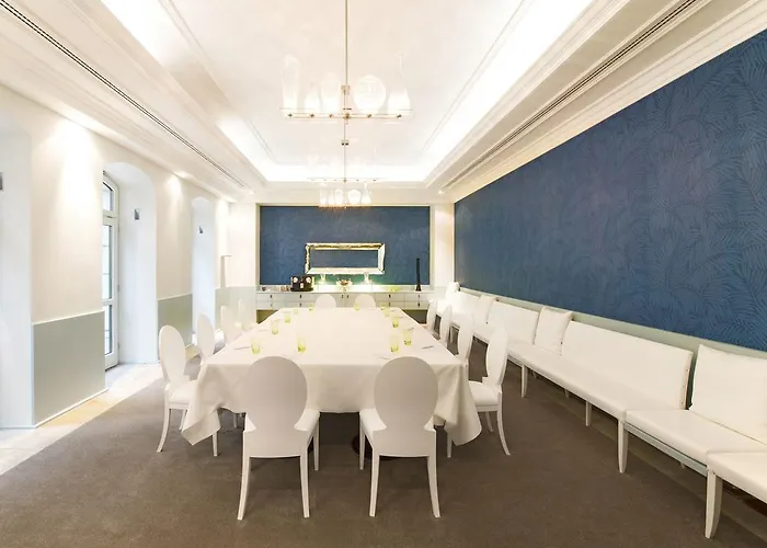 Otel Dormero Ku'damm 4*